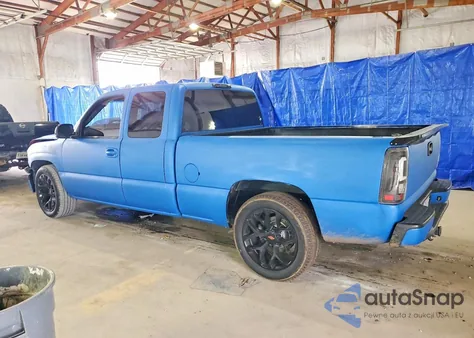 2002 Chevrolet Silverado C1500 z USA, uszkodzony, nr VIN 2GCEC19V521295993